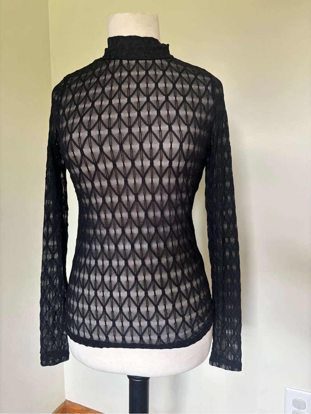 Willow + Root Sheer Black Long-Sleeve Lace Top MEDIUM - Picture 2 of 6
